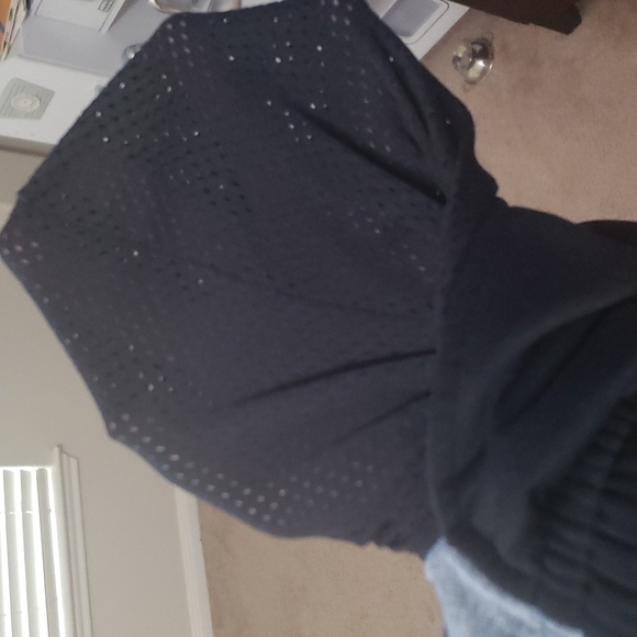 Under Armour s fleece light, incredibly warm, just right stretch netted pockets - Picture 8 of 10